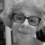Lilian Blanc Instagram - Não sou ageless. Sou uma mulher de 73 anos. #naturalidade #terceiraidade #euenvelheço o @mikalinz