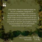 Lilian Blanc Instagram - *Crítica de Luiz Gonzaga Fernandes DI-LA-CE-RAN-TE! A melhor encenação a que assisti dessa peça, que é a minha favorita do teatro de Anton Tchekhov! Hesitei e refleti bastante sobre essa minha assertiva, temendo que fosse apenas uma impressão enganosa e questionável dessas do "calor da hora". A ação dessas "cenas da vida rural/do campo" ---- na definição do próprio dramaturgo ---- passa-se em 1896. Publicada no ano seguinte, só estreou no Teatro de Arte de Moscou em 26 de outubro de 1899 com encenação de Stanislavski e Dantchenko. Vânia (Brian Penido Ross), um homem de meia idade, e sua sobrinha Sônia (Anna Cecília Junqueira) passaram a vida toda  trabalhando incansavelmente e poupando quaisquer gastos supérfluos para poderem enviar dinheiro para a subsistência financeira do professor Serebriakov (Zécarlos Machado) ---- pai de Sônia ----, um suposto intelectual digno da reverência e admiração deles. Aposentado, Serebriakov vem com sua jovem esposa, Helena (Camila Czerkes), morar na propriedade campestre. É assim que Vânia terá a crucial percepção de que foi vítima de um engodo, pois o professor, apesar de sua empáfia e arrogância, é uma farsa absoluta e, a rigor, um homem oco que não entende nada de nada. Para agravar, Vânia se sentirá completamente atraído por Helena, uma mulher absolutamente sedutora, que também despertará sentimentos apaixonados em Astróv (Bruno Barchesi), médico (e ferrenho ecologista "avant la lettre") e amigo da família, justamente por quem a doce e tímida Sônia nutre uma afeição sem muita esperança de retribuição. Sendo este o cerne da trama, Tchekhov nos falará de frustrações e desencantos, de vidas equivocadas e inúteis. O fato incontestável é que a chegada desse casal citadino vai alterar e questionar muito além dos hábitos prosaicos e rotineiros dessas pessoas. Ao se abrirem as cortinas nos damos conta de um cenário vetusto e no centro do palco (seguindo a rubrica do autor) um balanço,  já que a oscilação é o ponto em comum no comportamento das personagens. A iluminação de Wagner Pinto jamais se permitirá o ofuscar da claridade, predominando penumbra e meios tons. (CONTINUA NOS COMENTÁRIOS).