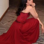 Lilimar Instagram - the same icon that made my quinceañera dress has once again given me the opportunity to feel like a princess 🖤🍷 grateful to have spent an evening walking alongside admirable survivors and queens that do so much for their communities. thank you @missworldwide.international & @kirstenregalado ♡ #walkforacause
