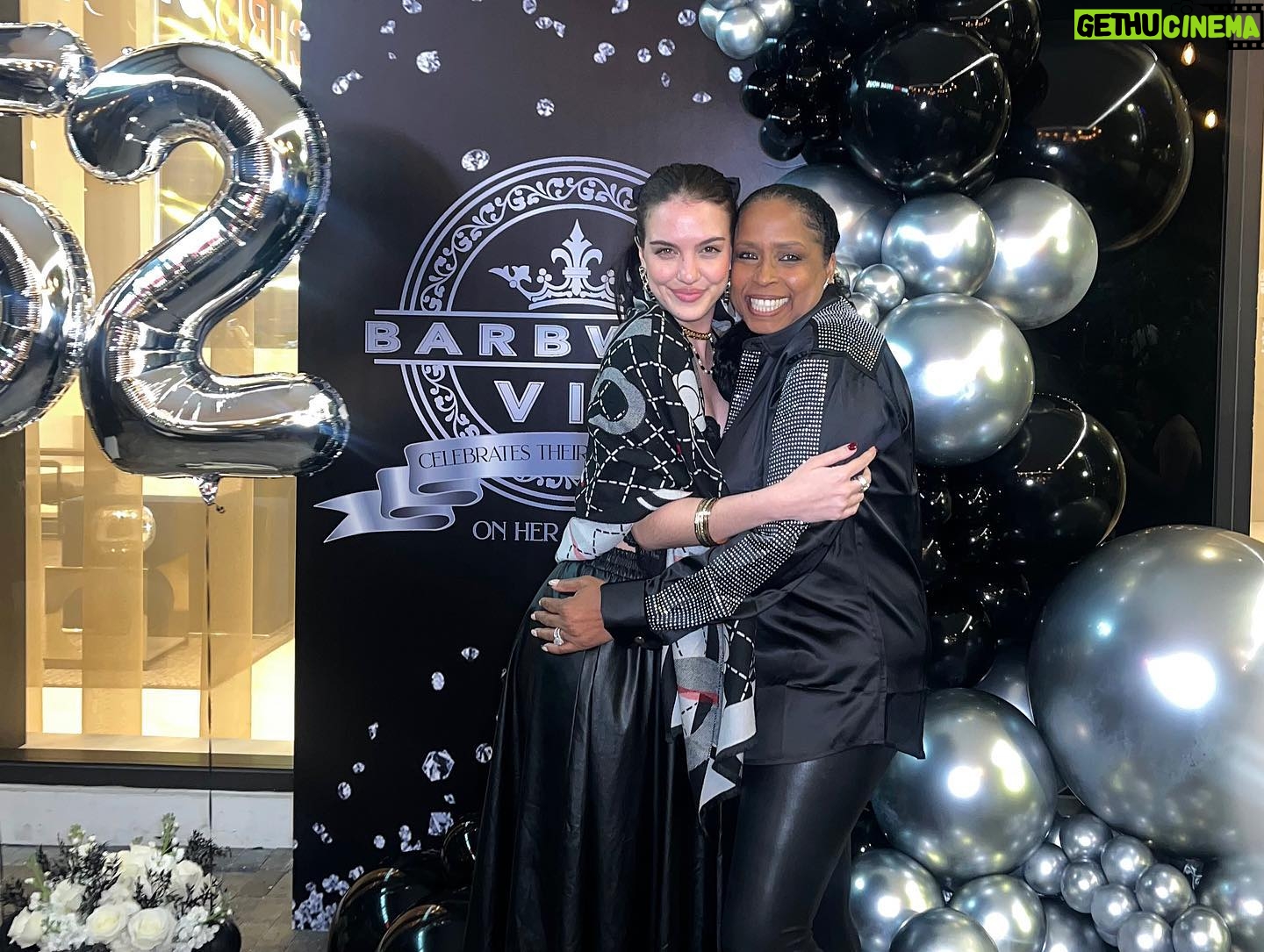 Lilimar Instagram - some highlights from this week ⁺ 𓂋 𓈒 ♡ feeling beyond privileged to spend time with some pretty incredible women lately. i’ve made it a goal recently to re-learn to embrace social media to lose the fear of sharing the most authentic parts of myself. as well as challenging myself to do so many of the things i always deemed intimidating or being a risk, and i LOVE where its lead me to. so here’s some wholesome moments i enjoyed this week filled with celebrations of life, female connections, beach clean ups, and seashells 🫶