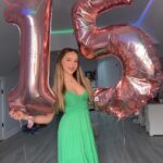 Lilliana Ketchman Instagram – IT’S MY BIRTHDAYYY 🎂 #15
.
. P.S. I took these pics in 5 seconds because my balloon started deflating 😭
.
.
#lillyk #fun #birthday #15yearsold #mybirthday #bday