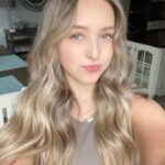 Lilliana Ketchman Instagram - blondies back 🤭 . . hair by: @hair.by.thao 💗 . . #lillyk #newhair #blonde #bronde #new #fun #transformation