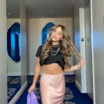 Lilliana Ketchman Instagram - new york new york 🌸 . . comment NEW YORK one letter at a time for a dm 💙 . . #lillyk #pearls #pink #purple #fitcheck #fun