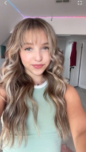 Lilliana Ketchman Instagram - new look :) @hair.by.thao 
.
.
.
.
#lillyk #dance #reels #fun #newlook #bangs