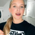 Lilliana Ketchman Instagram – Mental Health Monday with @icanhelpofficial 💙
.
.
.
#lillyk #mentalhealthmonday #mentalhealth #mentalhealthawareness #stressawarenessmonth #icanhelp