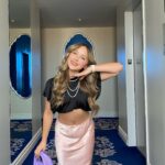 Lilliana Ketchman Instagram - new york new york 🌸 . . comment NEW YORK one letter at a time for a dm 💙 . . #lillyk #pearls #pink #purple #fitcheck #fun