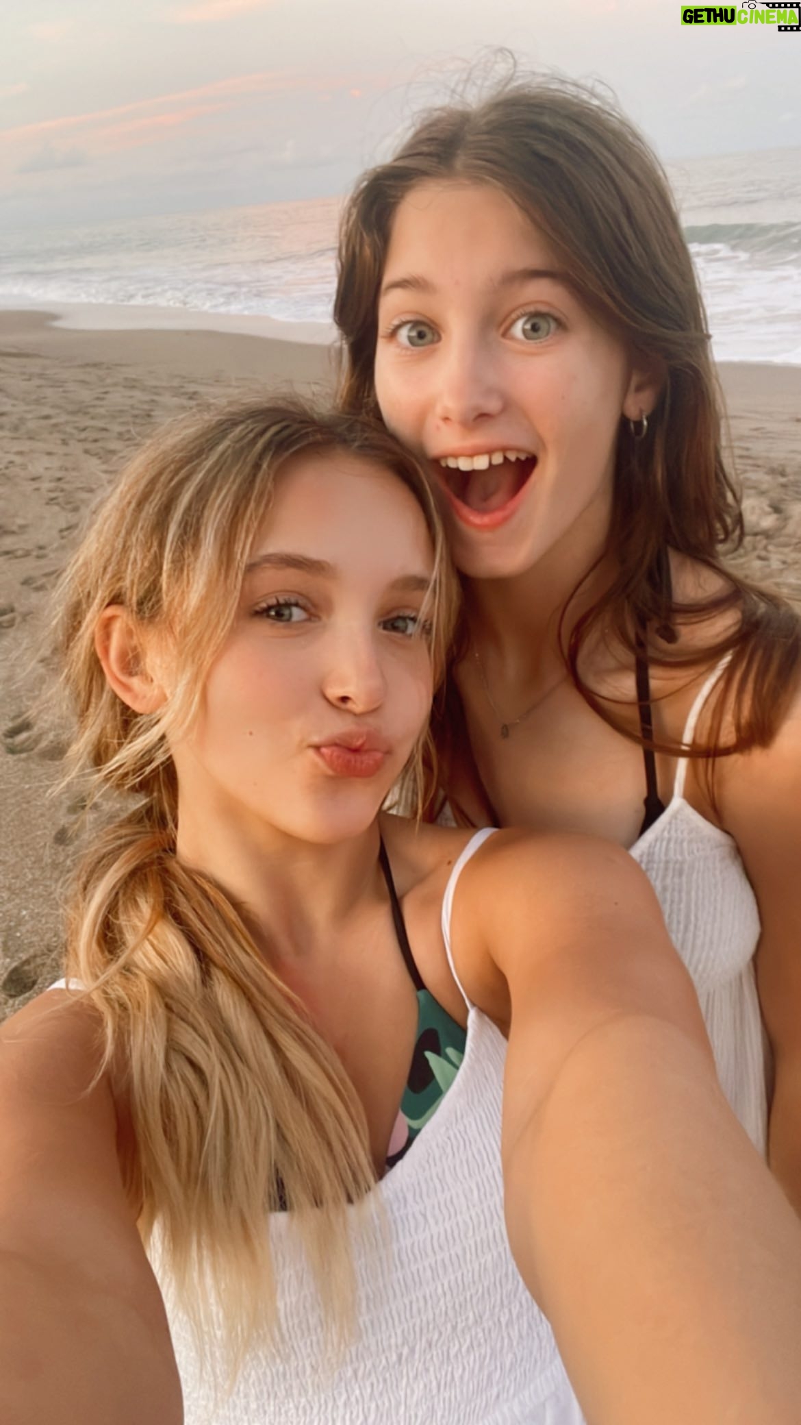 Lilliana Ketchman Instagram - our icks 😠. . . . #lillyk #dance #reels #fun #ouricks