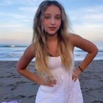 Lilliana Ketchman Instagram – comment BEACH one letter at a time! 🌊
.
.
.
#lillyk #dance #reels #fun