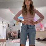 Lilliana Ketchman Instagram - I think I walk fine 🤷‍♀️ what do you think? . . . . . #lillyk #dance #reels #fun