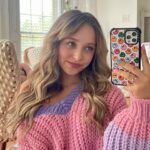 Lilliana Ketchman Instagram - thought I would bring back mirror selfies :) . . hair done by @hair.by.thao 💕 . . #lillyk #post #mirror #mirrorselfie