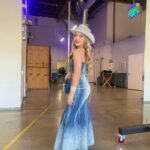 Lilliana Ketchman Instagram - 🤠 . . . Thank you @teenvibesmagazine @briansikoff for this amazing #halloweenhotness event! And thanks so much to everyone who donated to #stjude! 💜 Annndd thank you to @shopakira for making sure I looked my best! . #lillyk #countrywestern #countrytheme #stjude #stjudechildrensresearchhospital