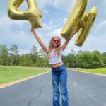 Lilliana Ketchman Instagram - 4 million on youtube !! 💕🌸 . . thank you guys so much for 4 million this is crazyyyyy 💕 I love you guys and I am sooo grateful for all of you !! 🌸 . . #lillyk #4million #youtube #yay #celebrate