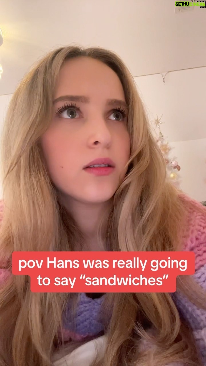 Lilliana Ketchman Instagram - this is one of my fav trends 😭