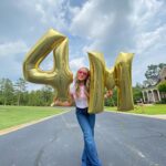 Lilliana Ketchman Instagram - 4 million on youtube !! 💕🌸 . . thank you guys so much for 4 million this is crazyyyyy 💕 I love you guys and I am sooo grateful for all of you !! 🌸 . . #lillyk #4million #youtube #yay #celebrate