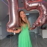 Lilliana Ketchman Instagram – IT’S MY BIRTHDAYYY 🎂 #15
.
. P.S. I took these pics in 5 seconds because my balloon started deflating 😭
.
.
#lillyk #fun #birthday #15yearsold #mybirthday #bday