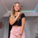 Lilliana Ketchman Instagram – do you remember the renegade? lmk in the comments! 💗
.
.
.
.
#lillyk #dance #reels #fun