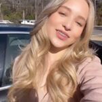 Lilliana Ketchman Instagram - absolutely obsessed with my hairrrrrrr! thanks so much @hair.by.thao 💕💕 . . . . #lillyk #new #newhair #reels #suprise #layers #blonde #blondie