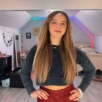 Lilliana Ketchman Instagram - tried out the majorette dance! comment MAJORETTE one letter at a time! ❤️ . . . . #lillyk #dance #reelsv#fun #majorette #majorettedance