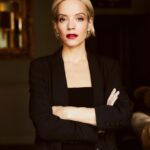 Lily Allen Instagram - In the NY Times today. Words by Desiree Ibekwe 📷 Ellie Smith . Hair @naomitregan Make Up @andrewgallimakeup . link in stories.
