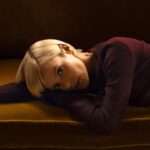 Lily Allen Instagram - She’s been reinventing herself again, this time for @fthtsi this weekend thank you everybody @ginakanemakeup @naomitregan @nailsbymh @benjamincanares @alexbilmes @jellison22 @katiefcwebb @maureenme . #PILLOWMAN goes up on the 12th June at the Duke Of Yorks theatre.