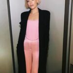 Lily Allen Instagram – It’s giving Milan. See you next time ! @giorgioarmani #armanicrossroads