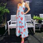 Lily Allen Instagram – To Play or Not coming to play, that is the question ?