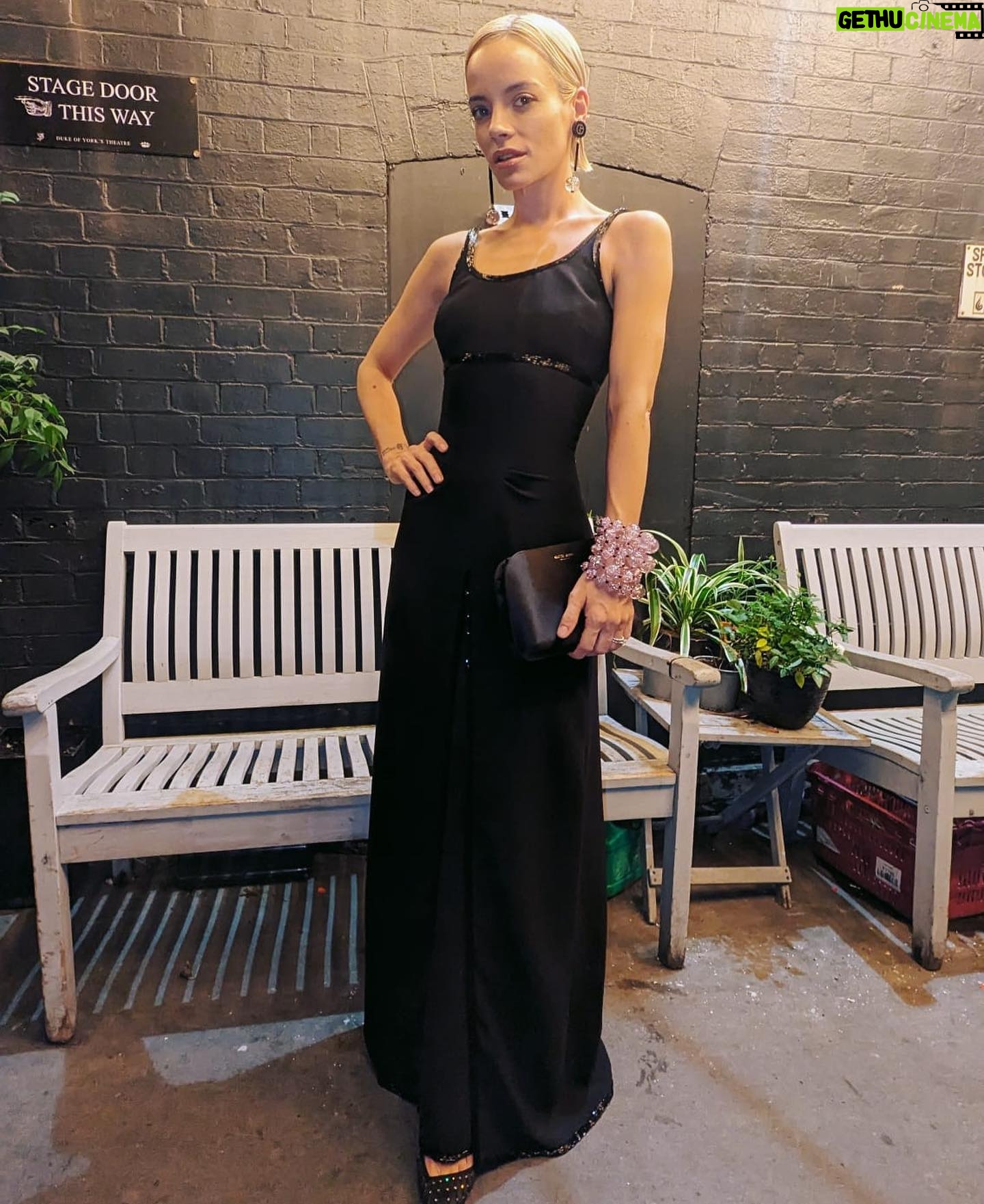 Lily Allen Instagram - I’ve loved almost every minute of playing Katurian all summer and i’m going to miss getting all dolled up after every show with my @kyledevolle . I can’t believe it’s the last week !