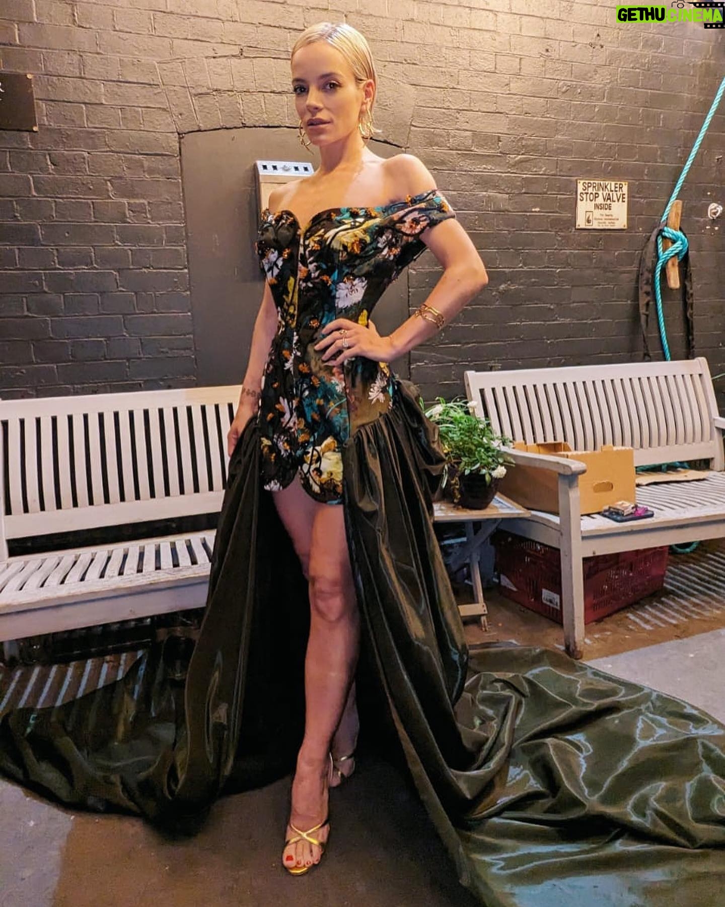 Lily Allen Instagram - Coutureian Coutureian Coutureian. it’s been amazing, thank you to all 60,000 of you who came to see us, and for all your lovely cheers at stage door. thank you to everyone at @dukeofyorksldn , lovely hosts for our little company. see you next time !
