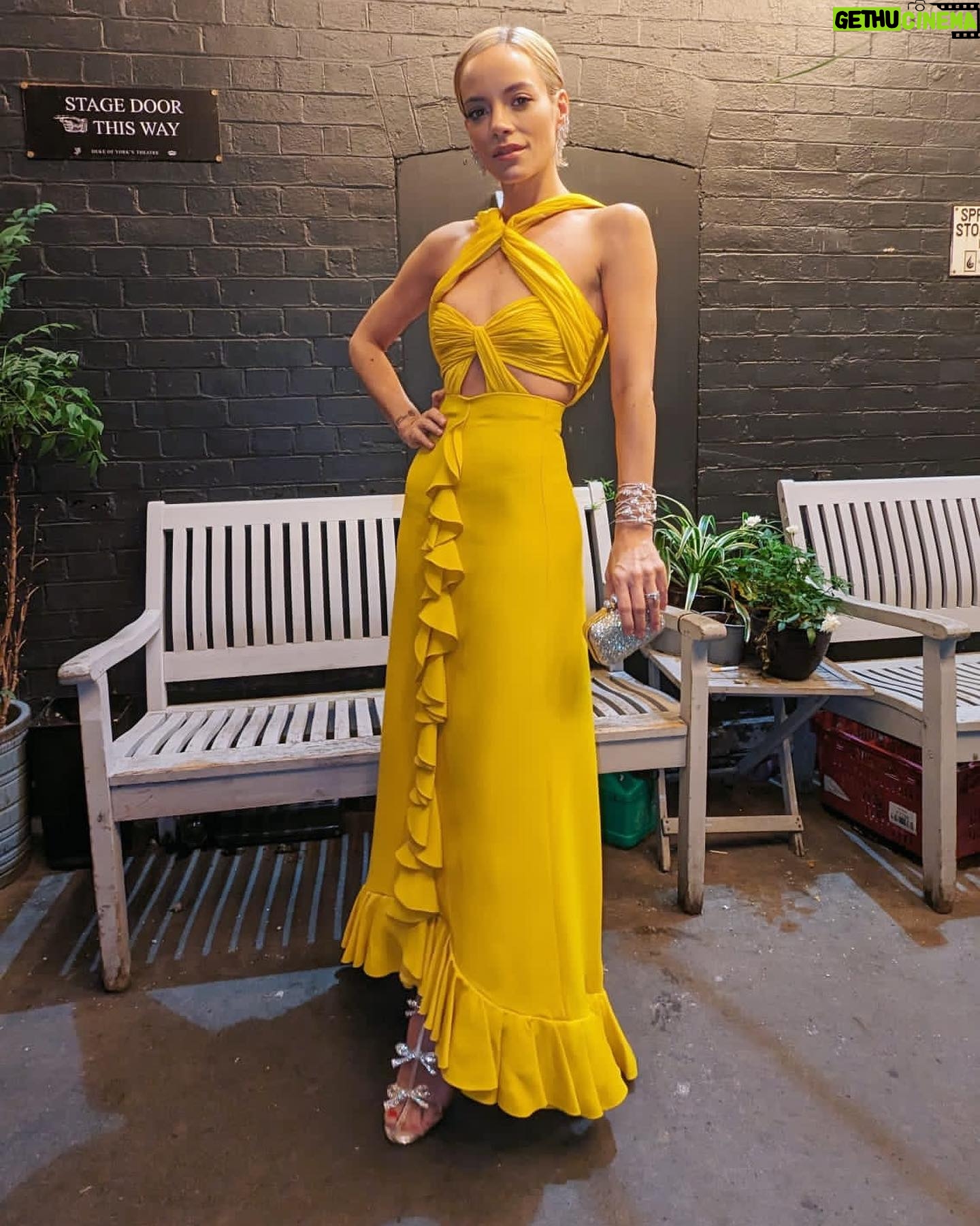 Lily Allen Instagram - Coutureian Coutureian Coutureian. it’s been amazing, thank you to all 60,000 of you who came to see us, and for all your lovely cheers at stage door. thank you to everyone at @dukeofyorksldn , lovely hosts for our little company. see you next time !