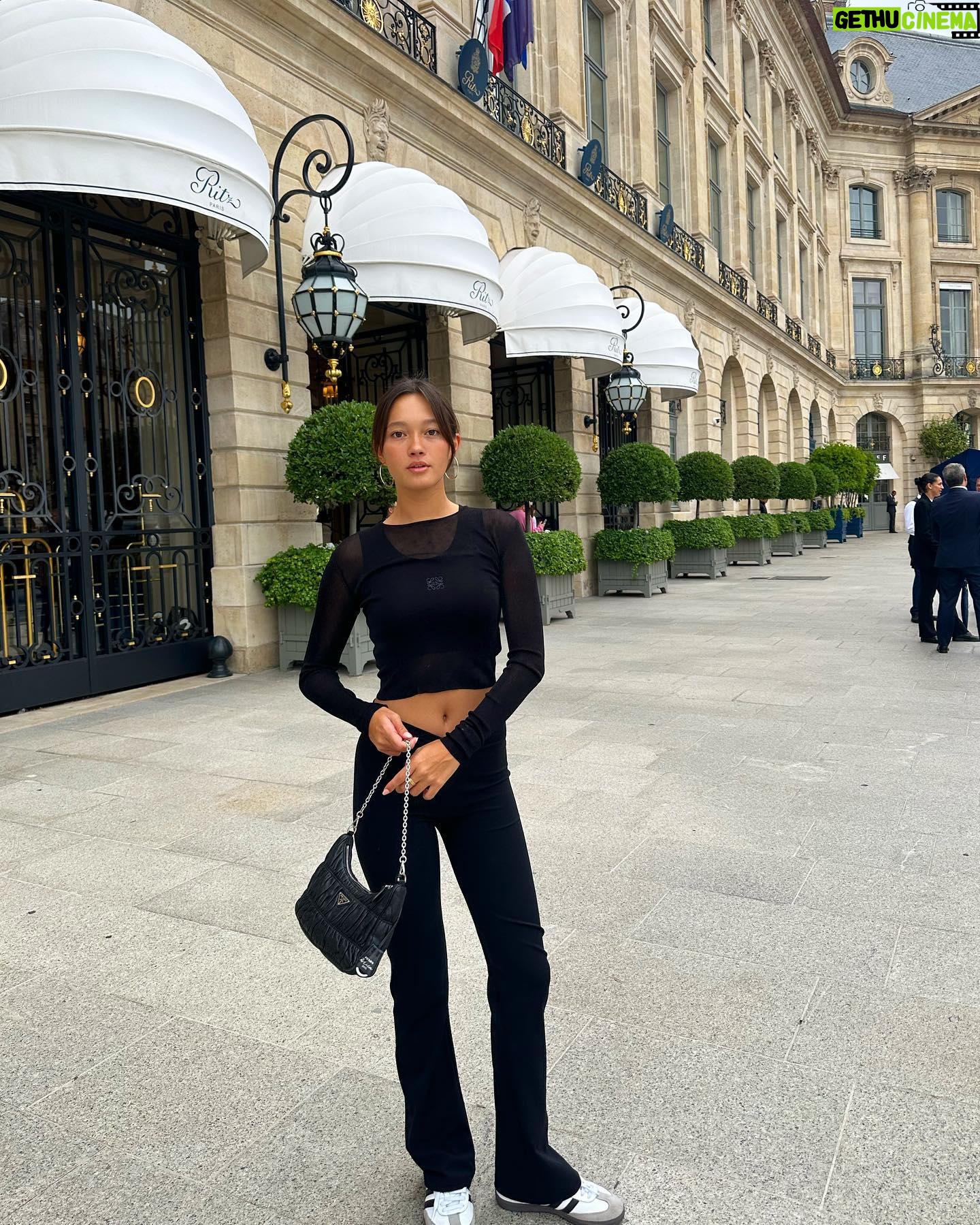 Lily Chee Instagram - petite balade dans paris