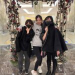 Lily Ki Instagram - team lemon cheesecake. Blau is taking the picture.