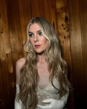 Lily Rabe Instagram - Marc Jacobs Forever. Thank you dreamy @leithclark for this 2006 dream. 🕊️🤍 
(📷 by genius @claytonhawkins)