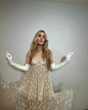 Lily Rabe Instagram - Marc Jacobs Forever. Thank you dreamy @leithclark for this 2006 dream. 🕊️🤍 
(📷 by genius @claytonhawkins)