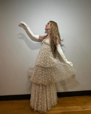 Lily Rabe Instagram - Marc Jacobs Forever. Thank you dreamy @leithclark for this 2006 dream. 🕊️🤍 
(📷 by genius @claytonhawkins)