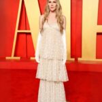 Lily Rabe Instagram – ✨Vanity Fair✨
styled by @leithclark in vintage @marcjacobs. Thank you @vanityfair and @radhikajones and my 🤍 for a wonderful night.
Hmu by @claytonhawkins ✨ and @marywilesmakeup ✨
#VanityFairOscarParty #VFOscars #MarcJacobs