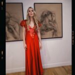 Lily Rabe Instagram – The night before (the night before) in a @rodarte dress I loved so much I was dancing in the living room … @mptf #EveningBefore

Styling: @leithclark 
Hair: @claytonhawkins
Makeup: @sarahuslan 
💃🏼: @rodarte 
👠 and 👛 : @jimmychoo 
💍: @margosiegelpr @effyjewelry @untamedpetals
