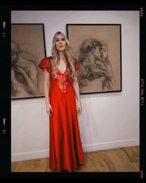 Lily Rabe Instagram - The night before (the night before) in a @rodarte dress I loved so much I was dancing in the living room … @mptf #EveningBefore

Styling: @leithclark 
Hair: @claytonhawkins
Makeup: @sarahuslan 
💃🏼: @rodarte 
👠 and 👛 : @jimmychoo 
💍: @margosiegelpr @effyjewelry @untamedpetals