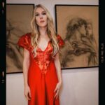 Lily Rabe Instagram – The night before (the night before) in a @rodarte dress I loved so much I was dancing in the living room … @mptf #EveningBefore

Styling: @leithclark 
Hair: @claytonhawkins
Makeup: @sarahuslan 
💃🏼: @rodarte 
👠 and 👛 : @jimmychoo 
💍: @margosiegelpr @effyjewelry @untamedpetals