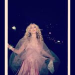 Lily Rabe Instagram - This was a great night. I love you @claytonhawkins and @sarahuslan. I love my date and the Rustic. And mozzarella sticks. 👛👛👛