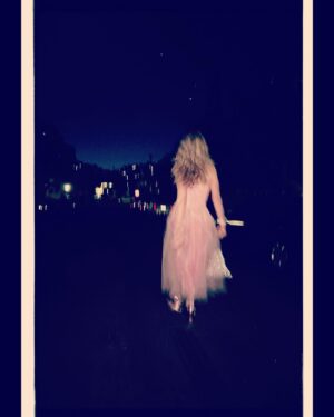 Lily Rabe Instagram - This was a great night. I love you @claytonhawkins and @sarahuslan. I love my date and the Rustic. And mozzarella sticks. 👛👛👛