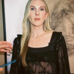 Lily Rabe Instagram - The sparkliest night with @rogervivier celebrating the brilliant @gherardofelloni, hosted by 👑 👑 @laurabrown99 and @kiernanshipka. (And thanks to my gorgeous seatmates @evaquirrenbach, @inesdelafressangeofficial and @bellaheathcote for the effervescent chat and caviar ✨) 👠 👛 @rogervivier 👗 @batshevadress 💎 @anitakojewelry 💄 @sarahuslan 💇‍♀️ @e_mendez