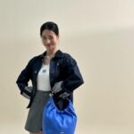 Lim Ji-yeon Instagram - Blue💙 #LOEWE #LOEWEsqueeze