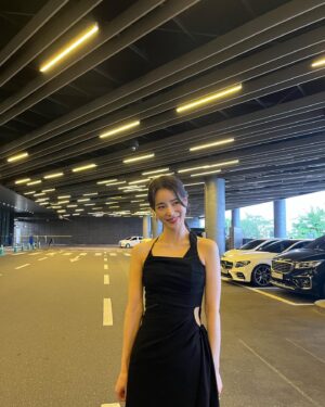 Lim Ji-yeon Instagram - BLACK