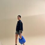 Lim Ji-yeon Instagram - Blue💙 #LOEWE #LOEWEsqueeze
