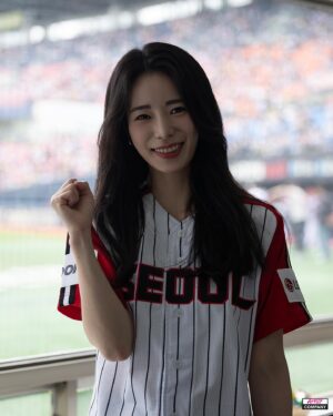 Lim Ji-yeon Instagram - LG TWINS
승리를 축하드립니다✌️❤️