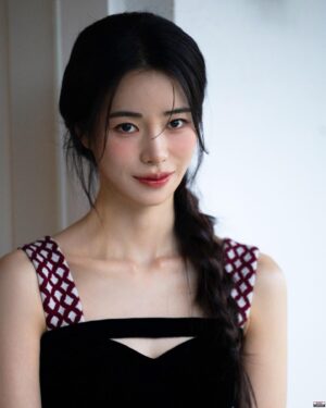 Lim Ji-yeon Instagram - 엘르화보
B컷✌️
