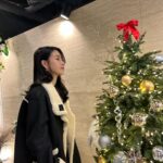 Lim Ji-yeon Instagram - 트리다🎄 #sisley