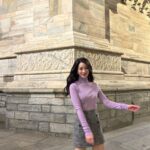 Lim Ji-yeon Instagram - 신나 #sisley