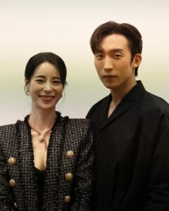 Lim Ji-yeon Instagram - 꾸미고온 이상이랑 #불가리세르펜티