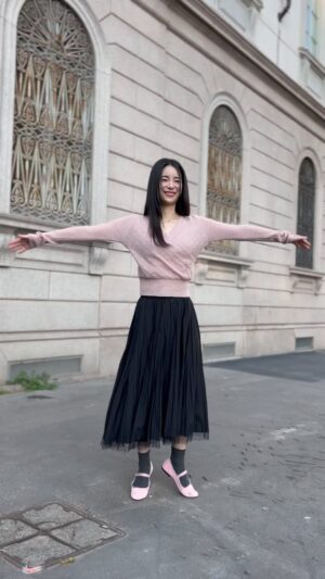 Lim Ji-yeon Instagram - 어디서 본건 많은 turn

#sisley